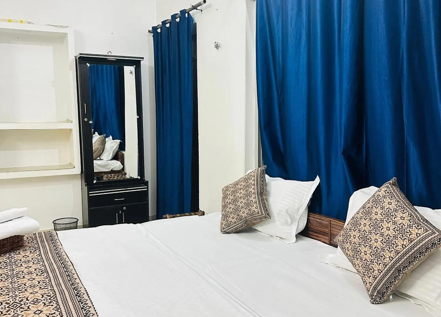 Banarasi Dera Apartment Varanasi